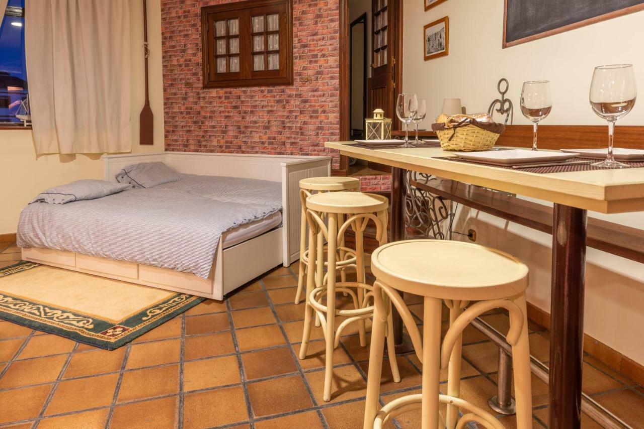 A Escalinata Apartamento-Loft Эль-Грове Экстерьер фото